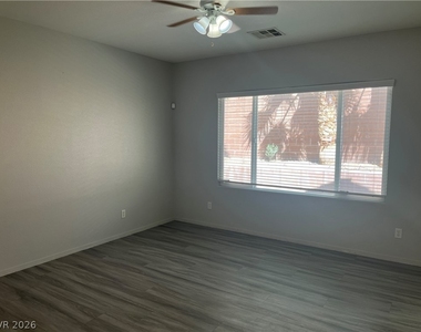 10922 Moonbeam Glow Lane - Photo Thumbnail 11
