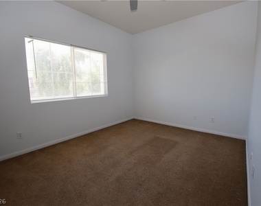 554 Campus Oaks Court - Photo Thumbnail 23