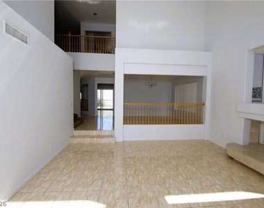 554 Campus Oaks Court - Photo Thumbnail 2