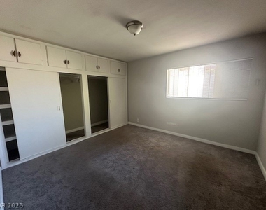 223 N 14th Street - Photo Thumbnail 6