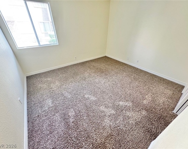 5422 River Glen Drive - Photo Thumbnail 7