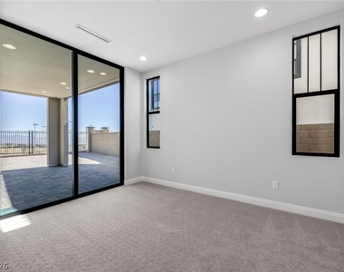 980 Natural Harmony Street - Photo Thumbnail 20