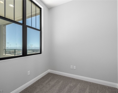 980 Natural Harmony Street - Photo Thumbnail 16