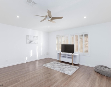 9896 Masked Duck Avenue - Photo Thumbnail 34