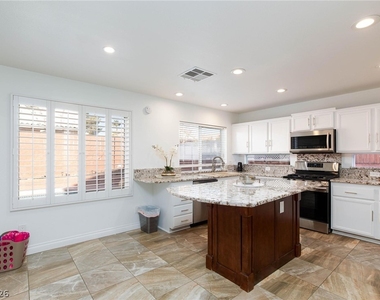 9896 Masked Duck Avenue - Photo Thumbnail 14