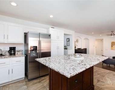 9896 Masked Duck Avenue - Photo Thumbnail 17