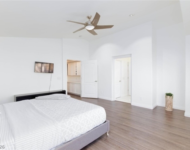 9896 Masked Duck Avenue - Photo Thumbnail 29