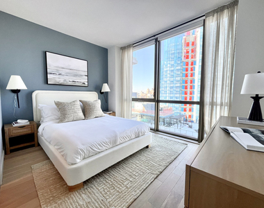 395 Carroll Street - Photo Thumbnail 5