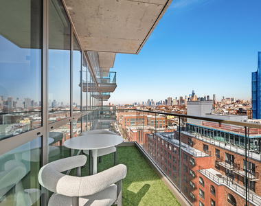 395 Carroll Street - Photo Thumbnail 12
