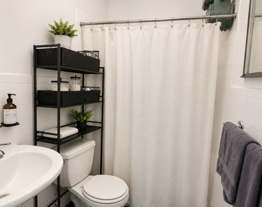132 St Marks Place - Photo Thumbnail 3
