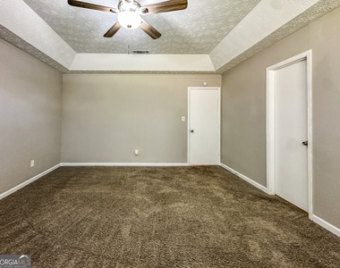 11647 Matthews Trail - Photo Thumbnail 9