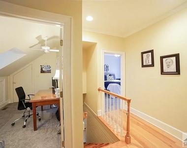 482 Highland Avenue - Photo Thumbnail 12