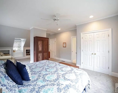 482 Highland Avenue - Photo Thumbnail 16