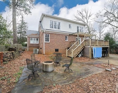 482 Highland Avenue - Photo Thumbnail 22