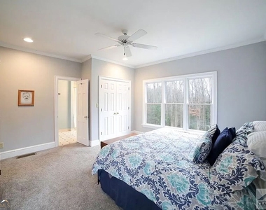 482 Highland Avenue - Photo Thumbnail 15