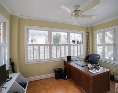 482 Highland Avenue - Photo Thumbnail 11
