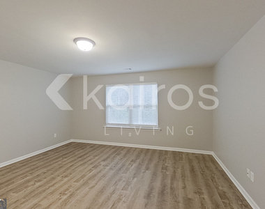 136 Western Red Cedar Drive - Photo Thumbnail 18