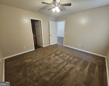 107 Lively Oaks - Photo Thumbnail 12