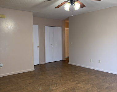 500 Orange Edwards Boulevard - Photo Thumbnail 4