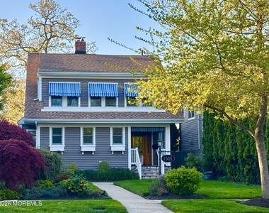 1305 Locust Drive - Photo Thumbnail 23
