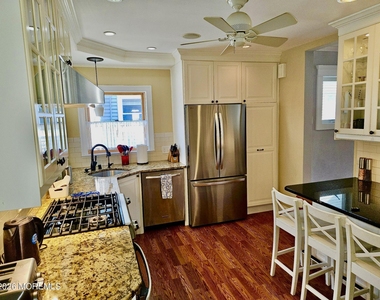 1305 Locust Drive - Photo Thumbnail 1