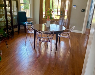 1305 Locust Drive - Photo Thumbnail 4