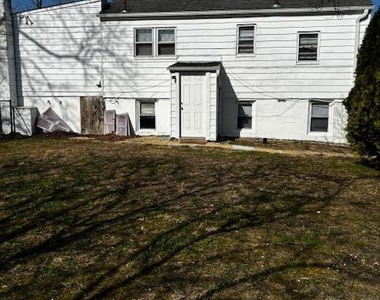 547 Harding Avenue - Photo Thumbnail 11
