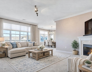 631 Sloan Court - Photo Thumbnail 2