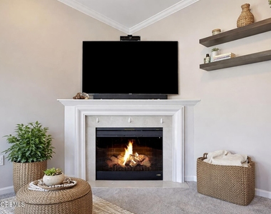 631 Sloan Court - Photo Thumbnail 3