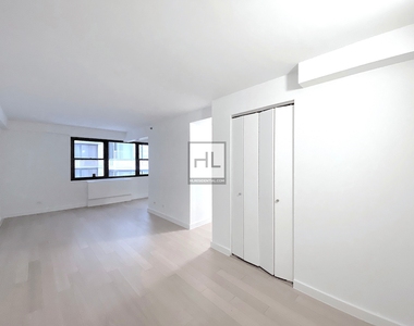 East 39th Street - Photo Thumbnail 1