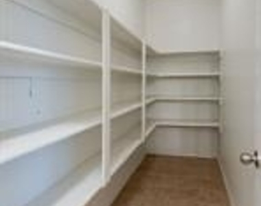 8208 Pine Meadows Drive - Photo Thumbnail 10
