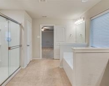 8208 Pine Meadows Drive - Photo Thumbnail 17