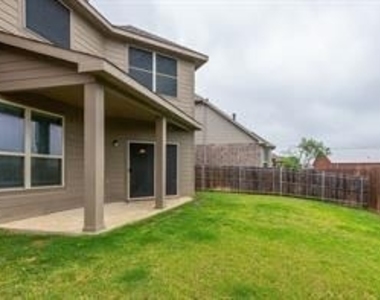 8208 Pine Meadows Drive - Photo Thumbnail 19