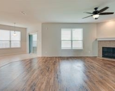 8208 Pine Meadows Drive - Photo Thumbnail 5