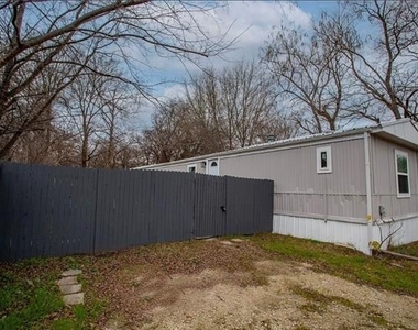 9874 Lake Shore Drive - Photo Thumbnail 15