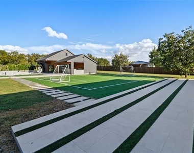 3212 Preston Hills Circle - Photo Thumbnail 31
