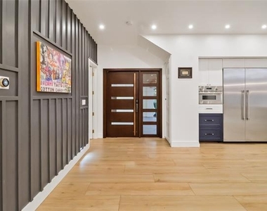 3212 Preston Hills Circle - Photo Thumbnail 7