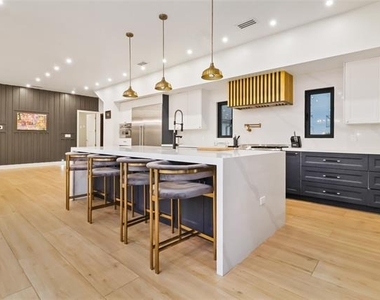 3212 Preston Hills Circle - Photo Thumbnail 9