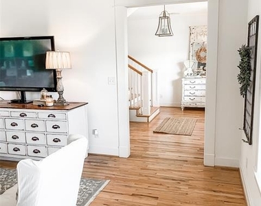 581 Country Club Road - Photo Thumbnail 24