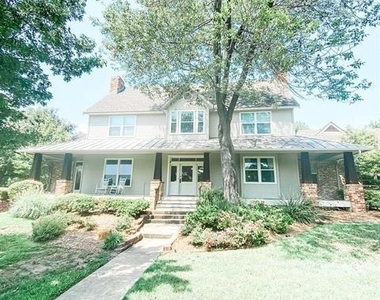 581 Country Club Road - Photo Thumbnail 2
