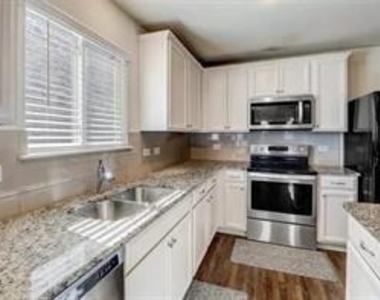 1325 Vernon Drive - Photo Thumbnail 4