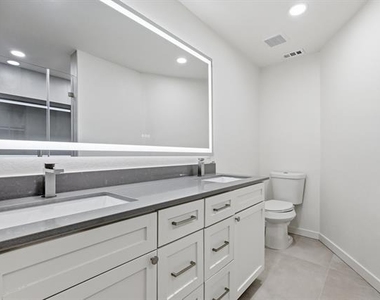 4816 Amesbury Drive - Photo Thumbnail 10
