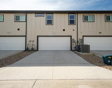 3720 Star Mesa Street - Photo Thumbnail 22