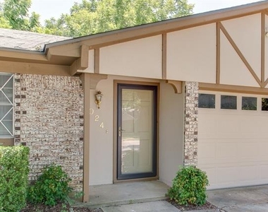 6024 Blueridge Drive - Photo Thumbnail 4