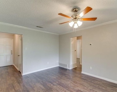 6024 Blueridge Drive - Photo Thumbnail 6