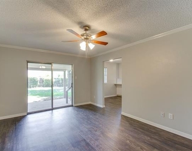 6024 Blueridge Drive - Photo Thumbnail 8