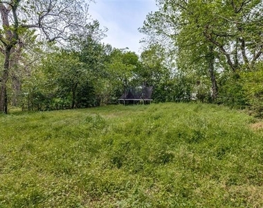 2323 Stoneman Street - Photo Thumbnail 15