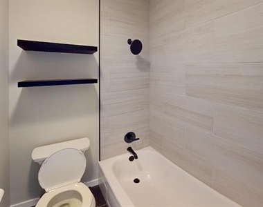6038 Calloway Court - Photo Thumbnail 11