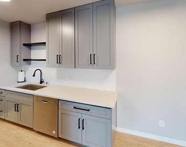 6038 Calloway Court - Photo Thumbnail 3