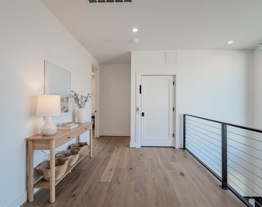 4114 Emerson Avenue - Photo Thumbnail 23